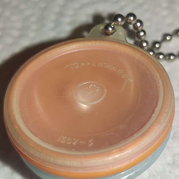 Vintage Tupperware Lipstick or Gum holder, Wonderlier Pill Bowls Keychain - Picture 12 of 16